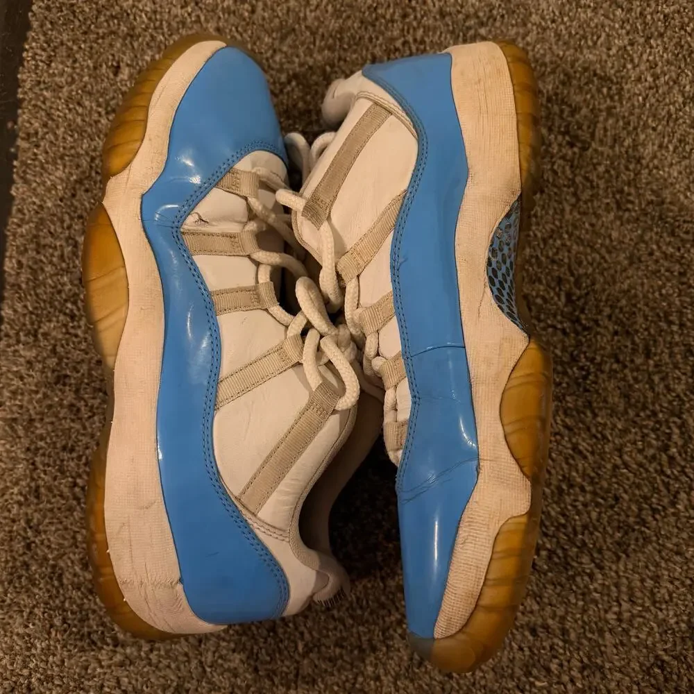 NIKE Men's Air Jordan 11 Retro Low UNC 2017 Shoes Size 10